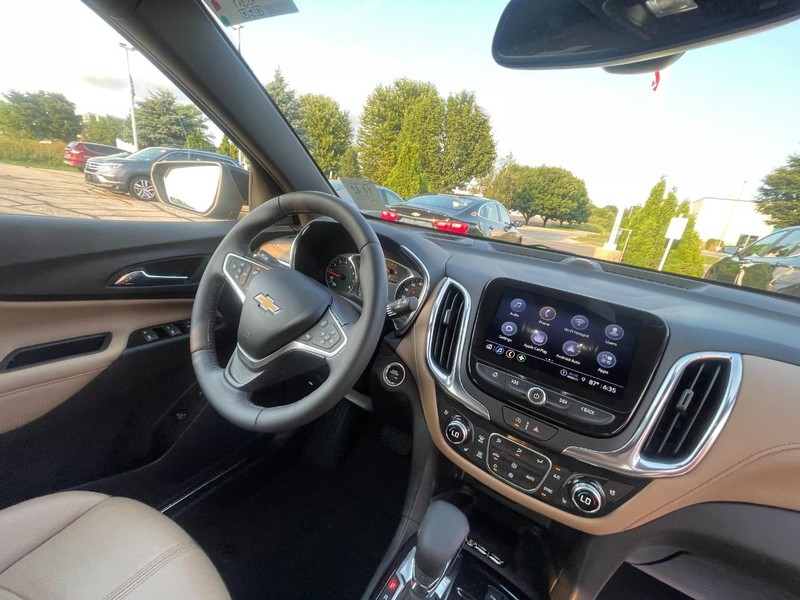 Chevrolet Equinox Vehicle Image 07