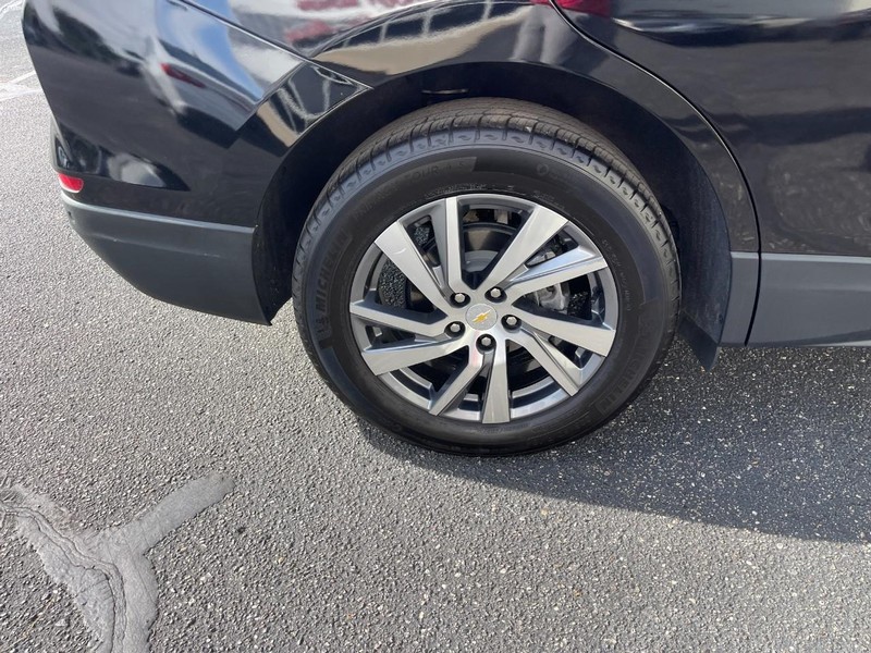 Chevrolet Equinox Vehicle Image 08