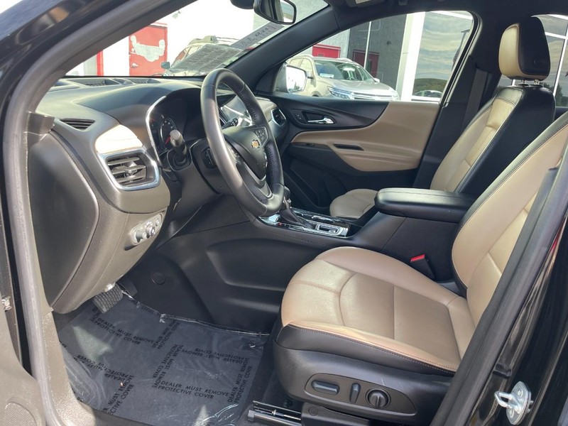 Chevrolet Equinox Vehicle Image 21