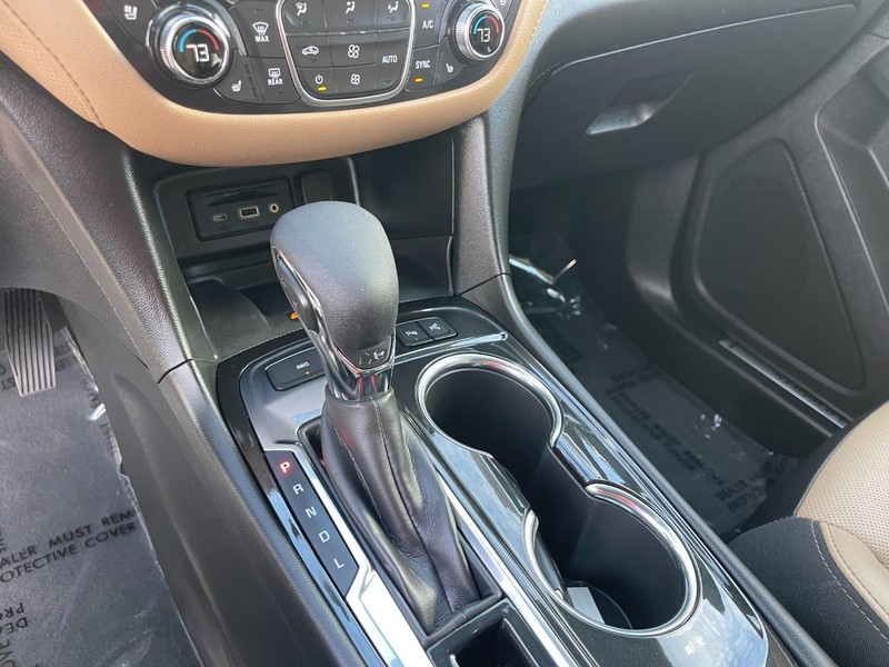 Chevrolet Equinox Vehicle Image 32