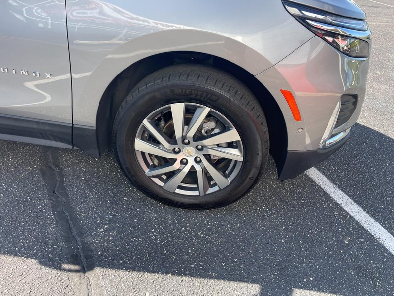 Chevrolet Equinox Vehicle Image 07