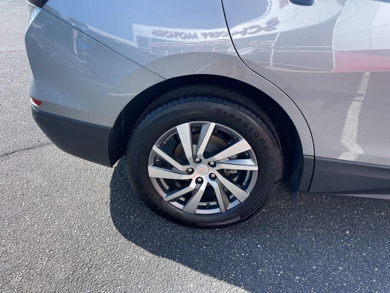 Chevrolet Equinox Vehicle Image 08