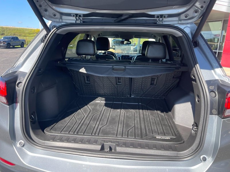 Chevrolet Equinox Vehicle Image 17