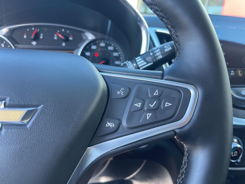 Chevrolet Equinox Vehicle Image 25