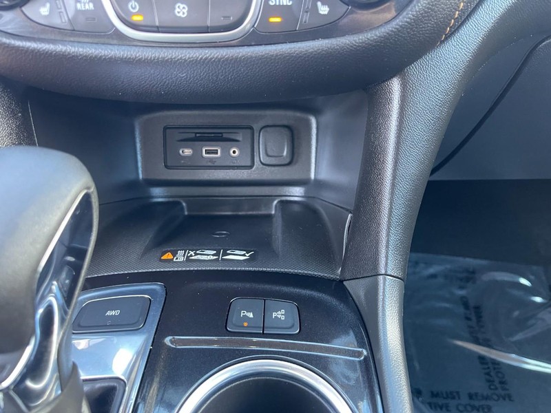 Chevrolet Equinox Vehicle Image 29