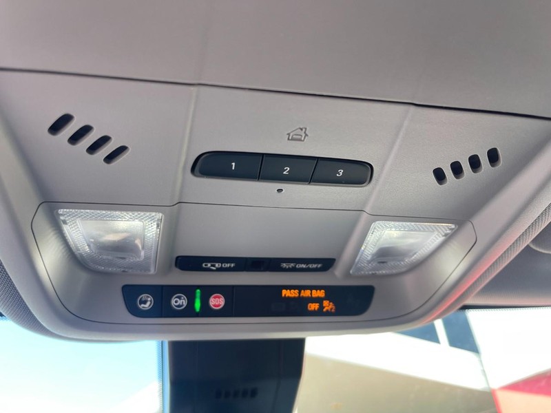 Chevrolet Equinox Vehicle Image 34