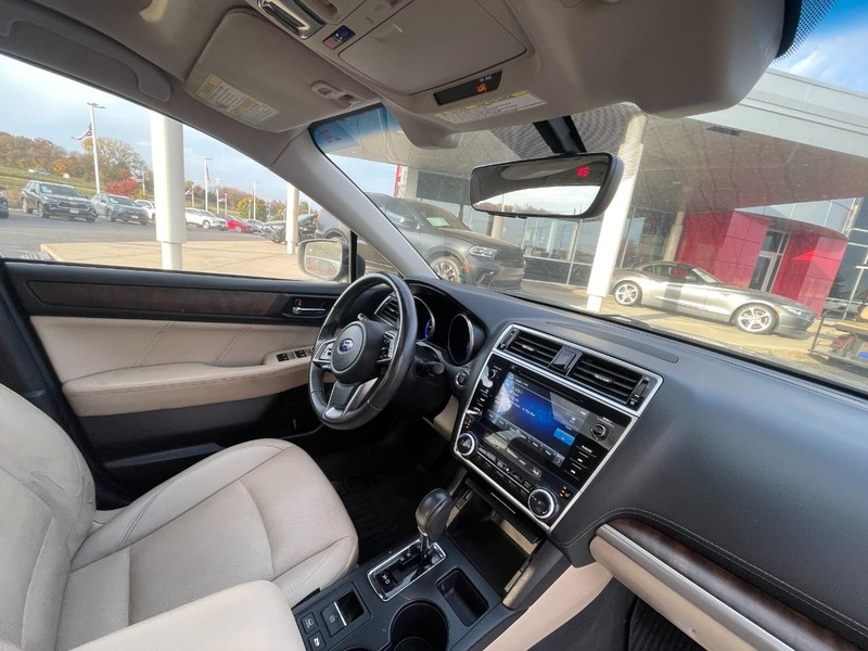 Subaru Outback Vehicle Image 06