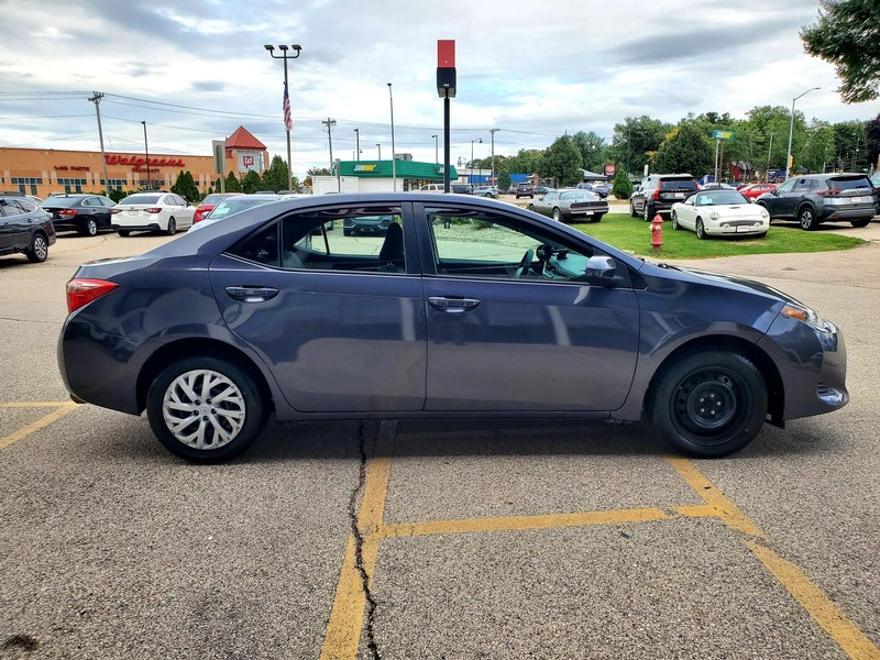 Toyota Corolla Vehicle Image 04