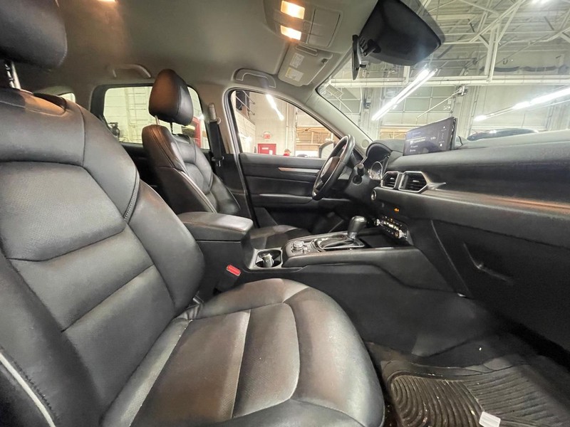 Mazda CX-5 Vehicle Image 04
