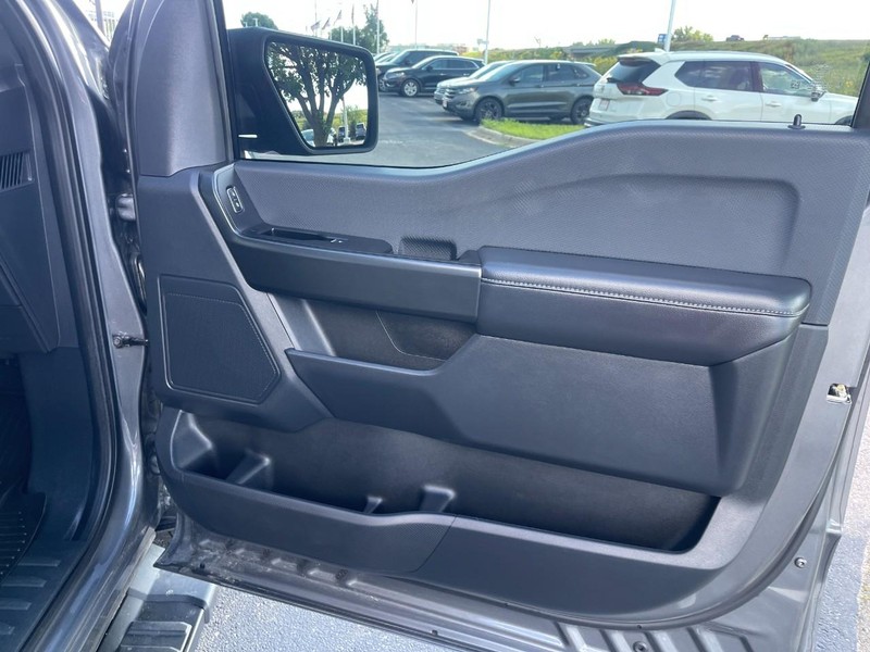 Ford F-150 Vehicle Image 12