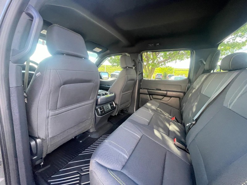 Ford F-150 Vehicle Image 16