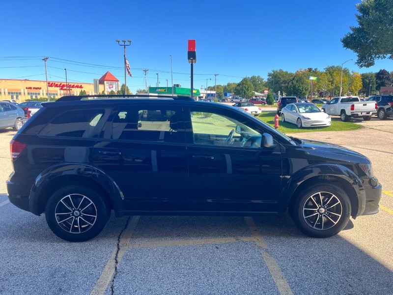 Dodge Journey Vehicle Image 04