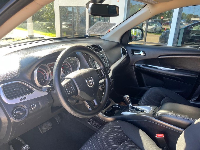 Dodge Journey Vehicle Image 13