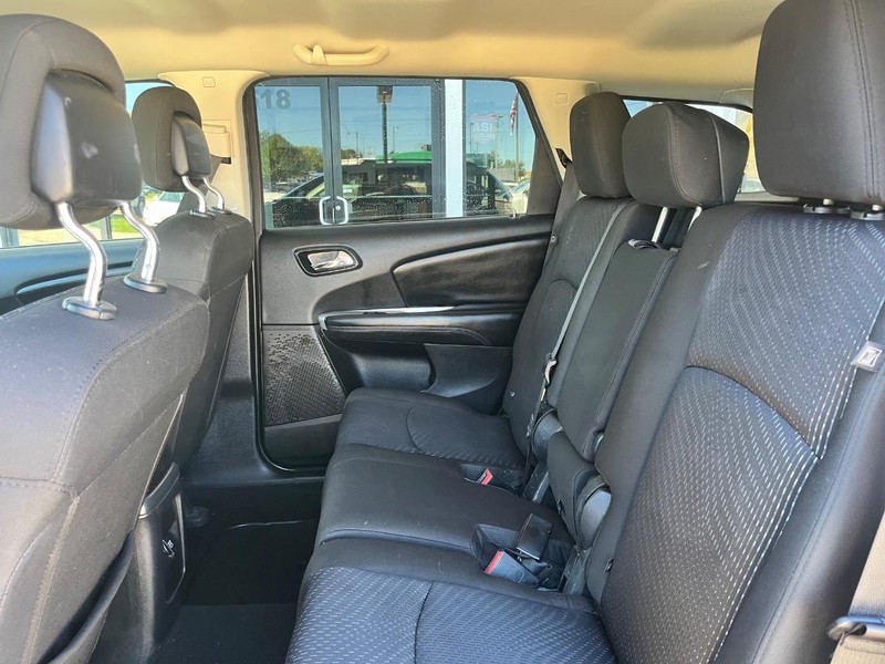 Dodge Journey Vehicle Image 17