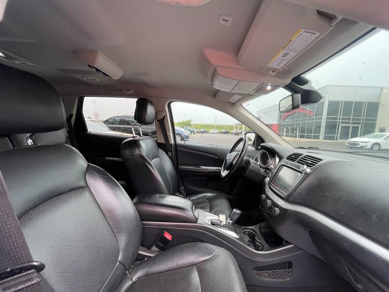 Dodge Journey Vehicle Image 03