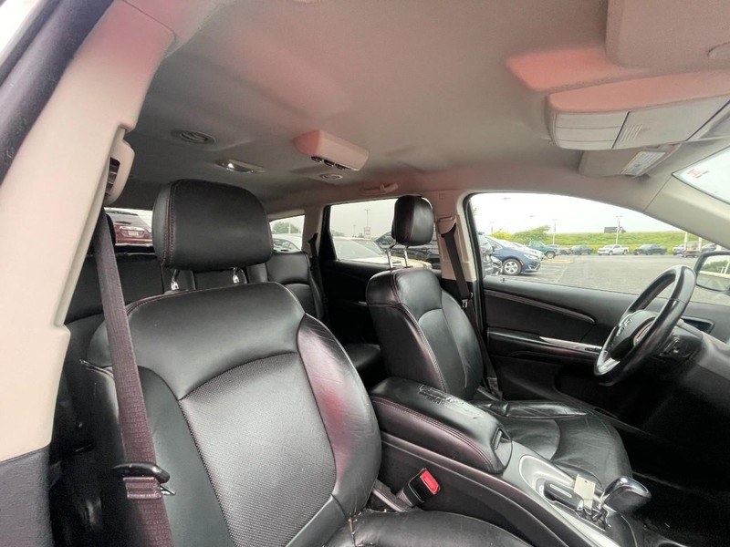 Dodge Journey Vehicle Image 04