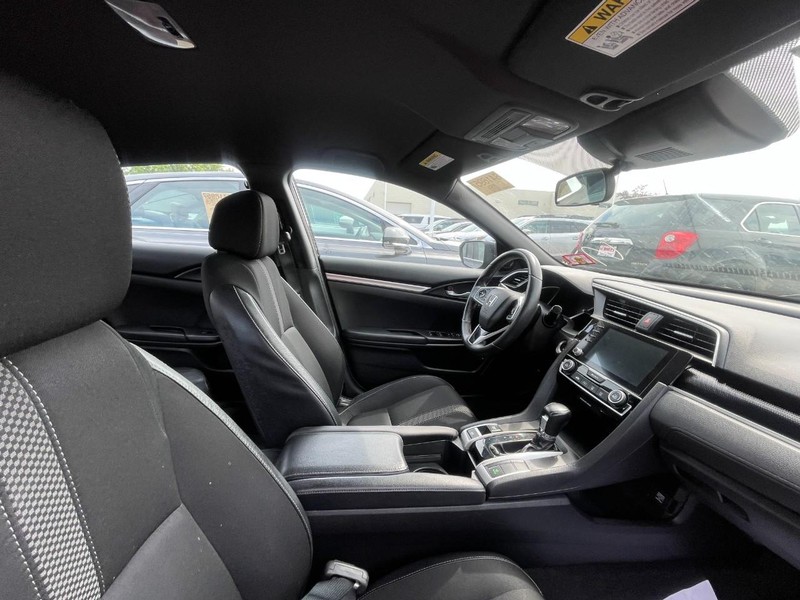 Honda Civic Sedan Vehicle Image 03