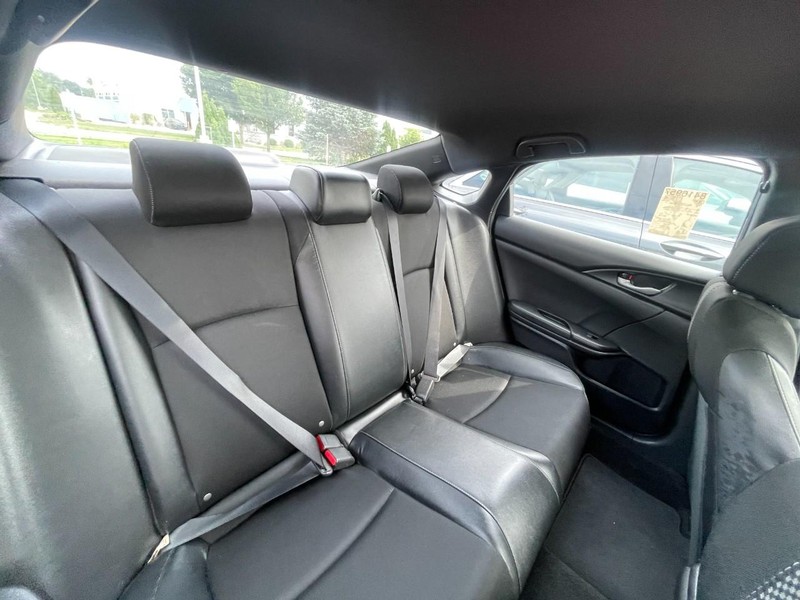 Honda Civic Sedan Vehicle Image 05