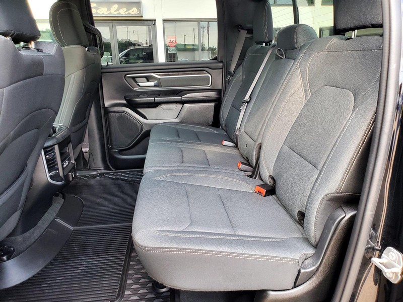 Ram 1500 Vehicle Image 15
