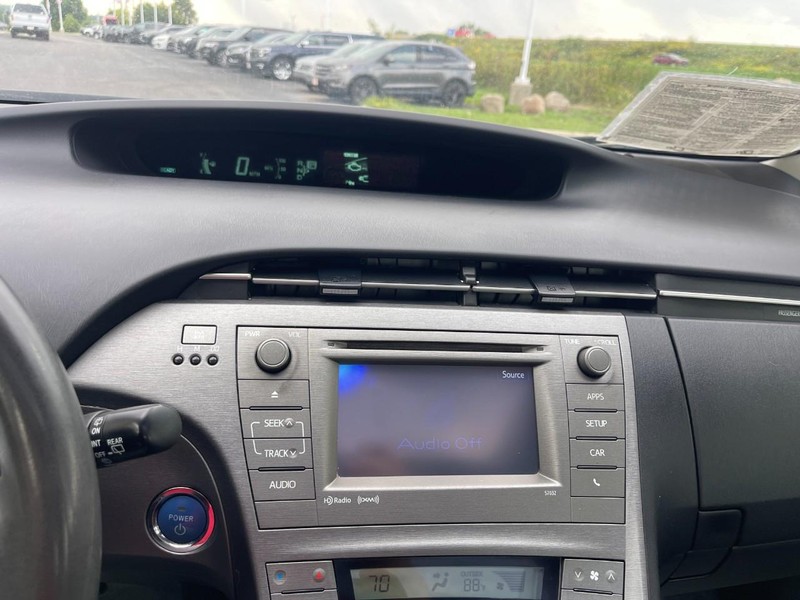 Toyota Prius Vehicle Image 21
