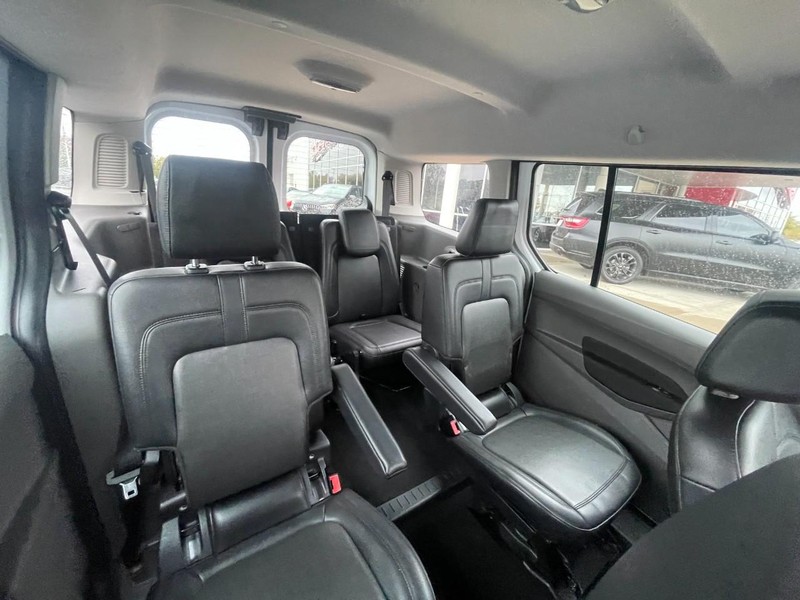Ford Transit Connect Wagon Vehicle Image 06