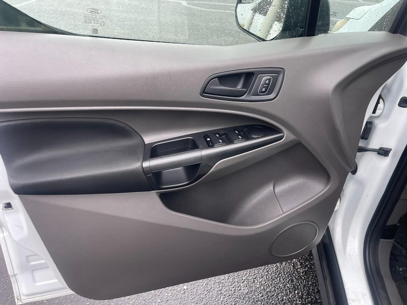 Ford Transit Connect Wagon Vehicle Image 14