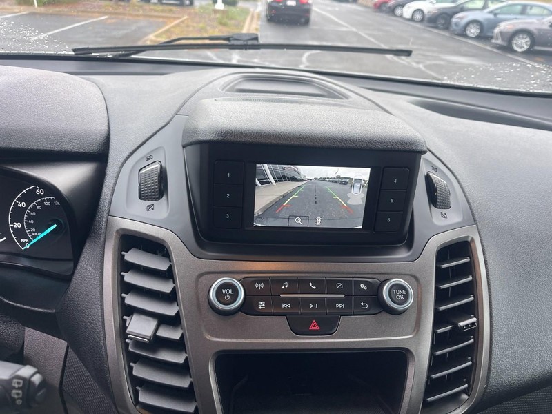 Ford Transit Connect Wagon Vehicle Image 18