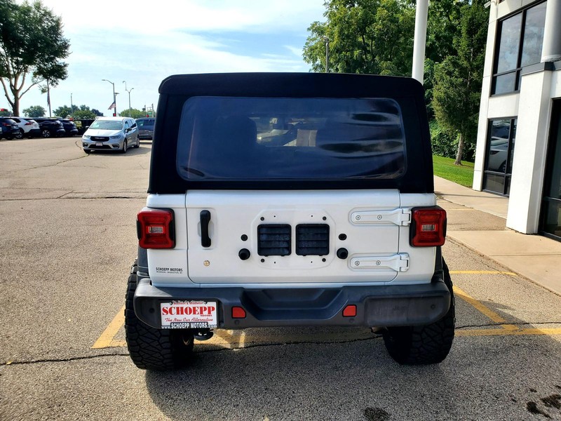 Jeep Wrangler Unlimited Vehicle Image 06