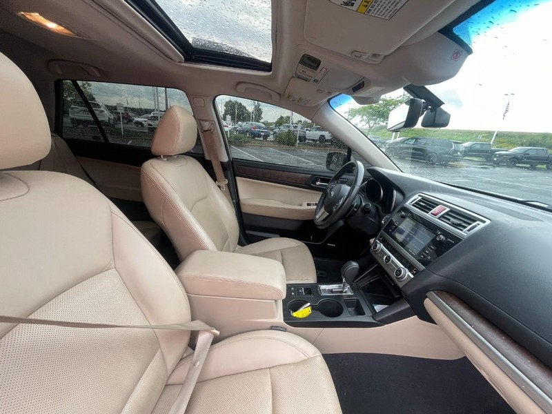 Subaru Outback Vehicle Image 04