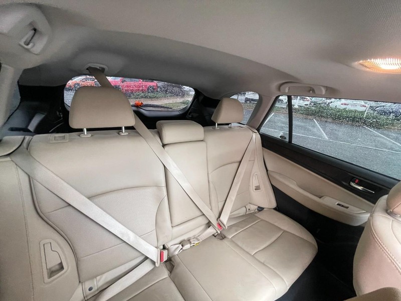Subaru Outback Vehicle Image 05