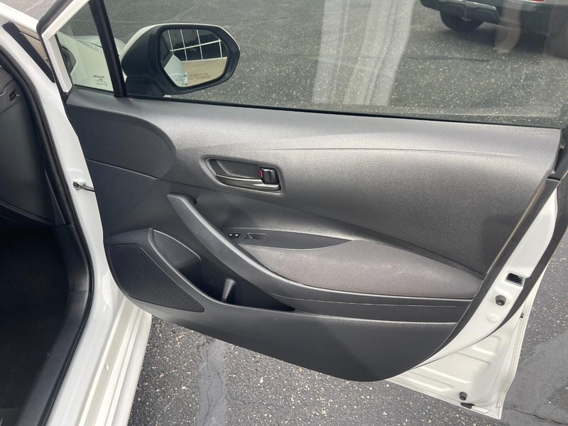 Toyota Corolla Vehicle Image 07