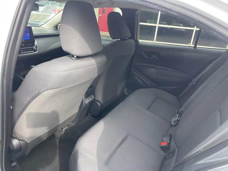 Toyota Corolla Vehicle Image 11