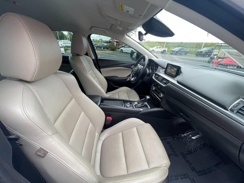 Mazda MAZDA6 Vehicle Image 10