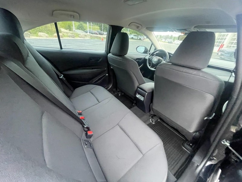 Toyota Corolla Vehicle Image 09