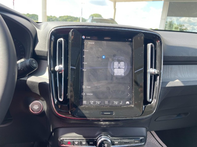 Volvo XC40 Vehicle Image 26