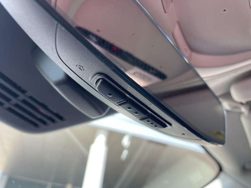 Volvo XC40 Vehicle Image 28