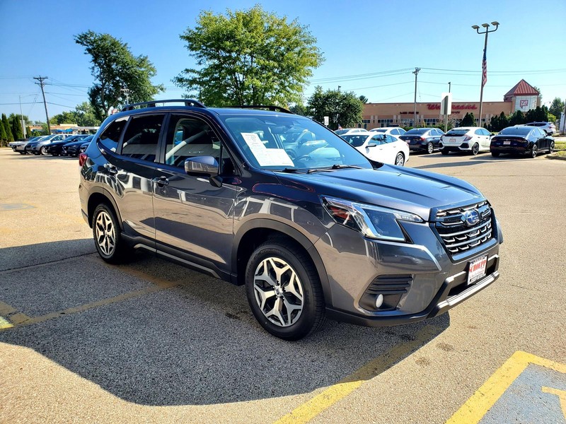 Subaru Forester Vehicle Image 03