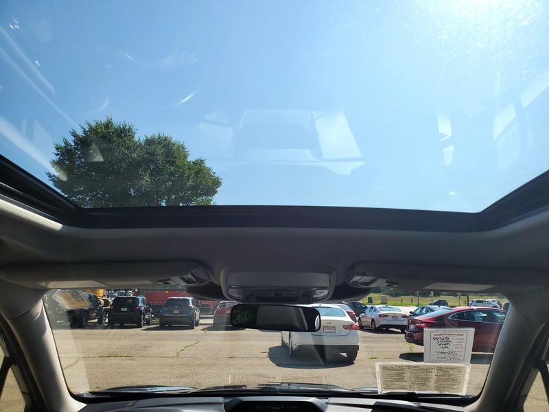 Subaru Forester Vehicle Image 12