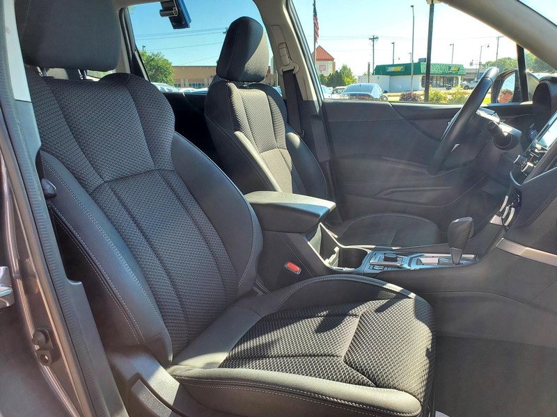 Subaru Forester Vehicle Image 14