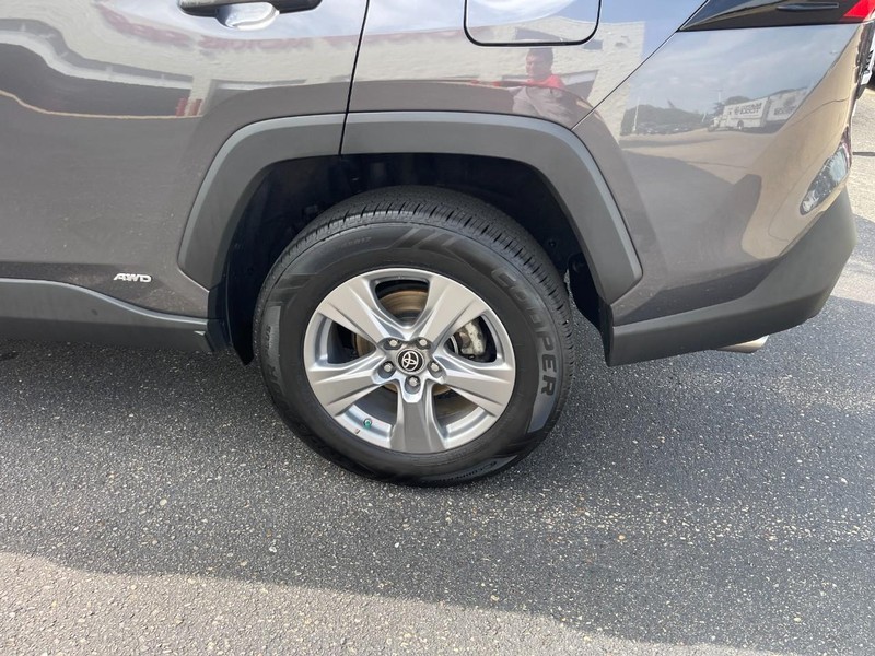 Toyota RAV4 Vehicle Image 05