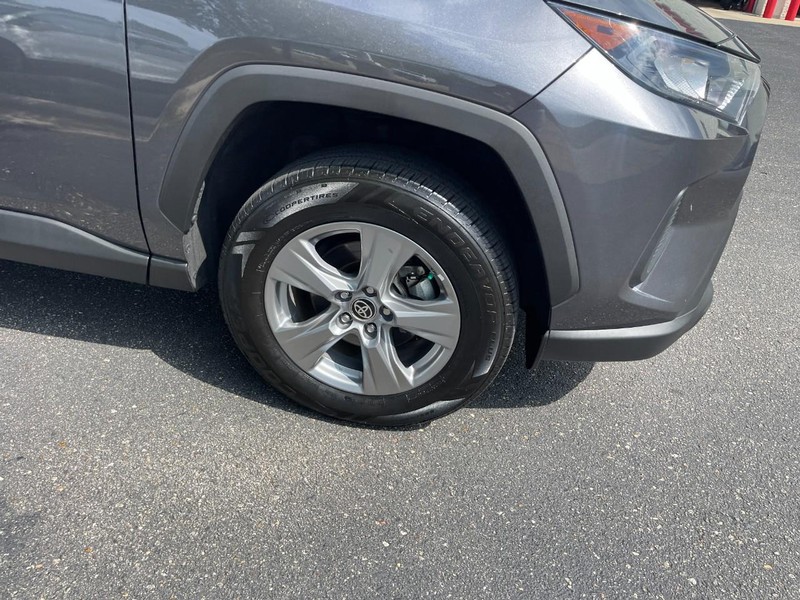 Toyota RAV4 Vehicle Image 07