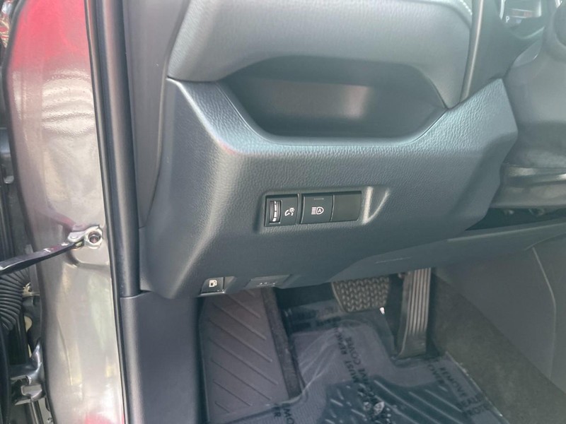 Toyota RAV4 Vehicle Image 20