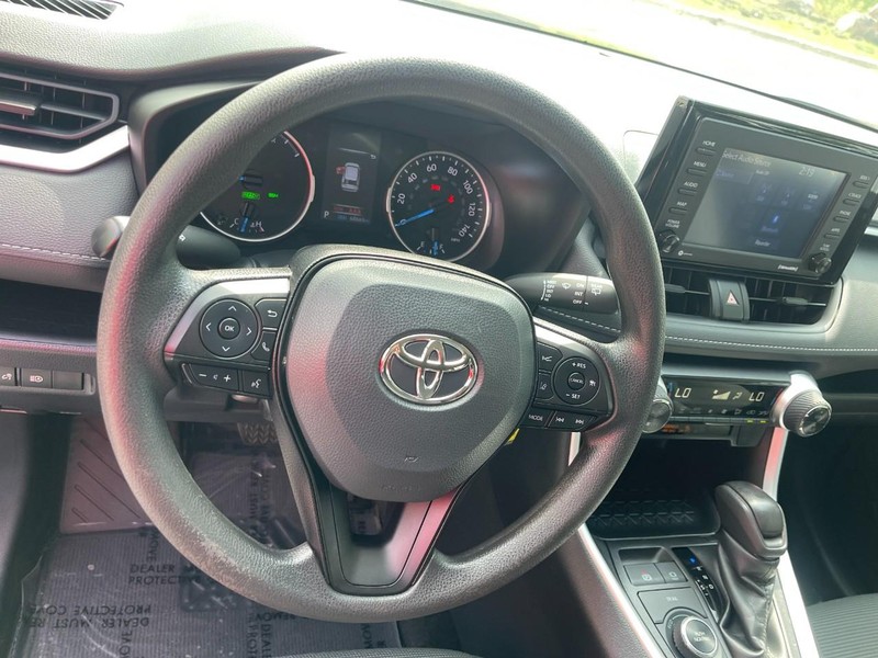 Toyota RAV4 Vehicle Image 21