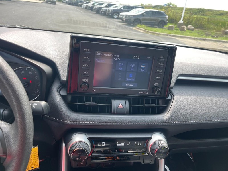 Toyota RAV4 Vehicle Image 26