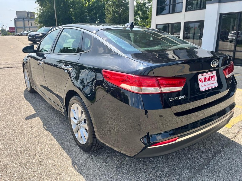 Kia Optima Vehicle Image 07