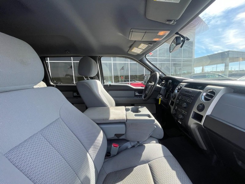 Ford F-150 Vehicle Image 03