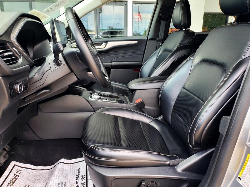 Ford Escape Vehicle Image 12