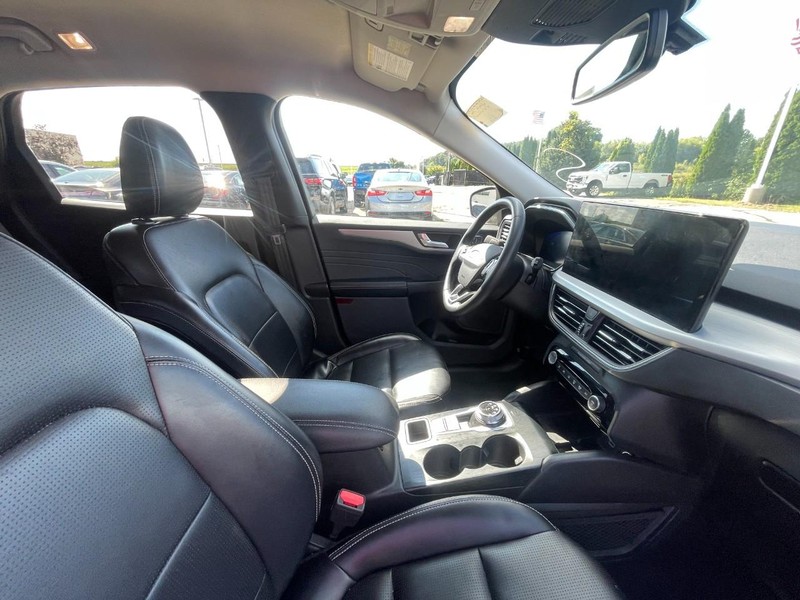 Ford Escape Vehicle Image 05