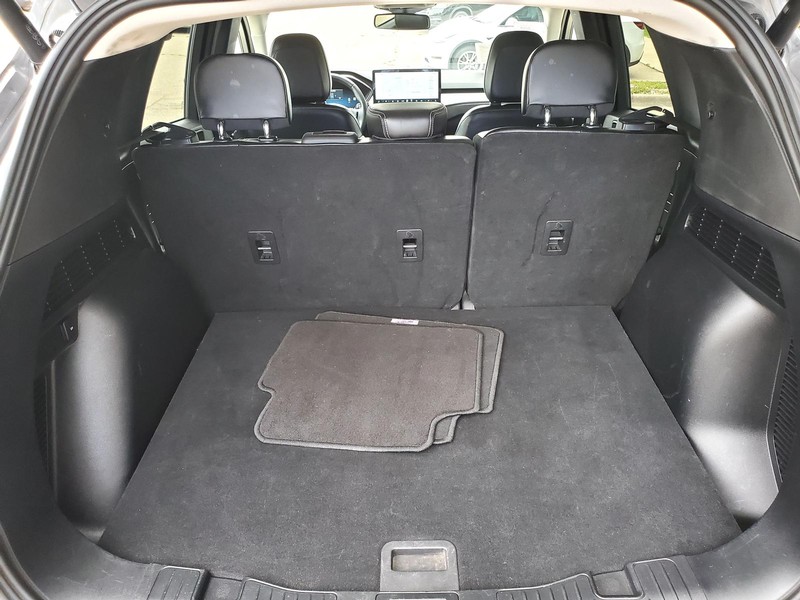 Ford Escape Vehicle Image 16