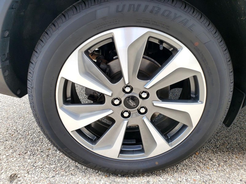 Ford Escape Vehicle Image 17